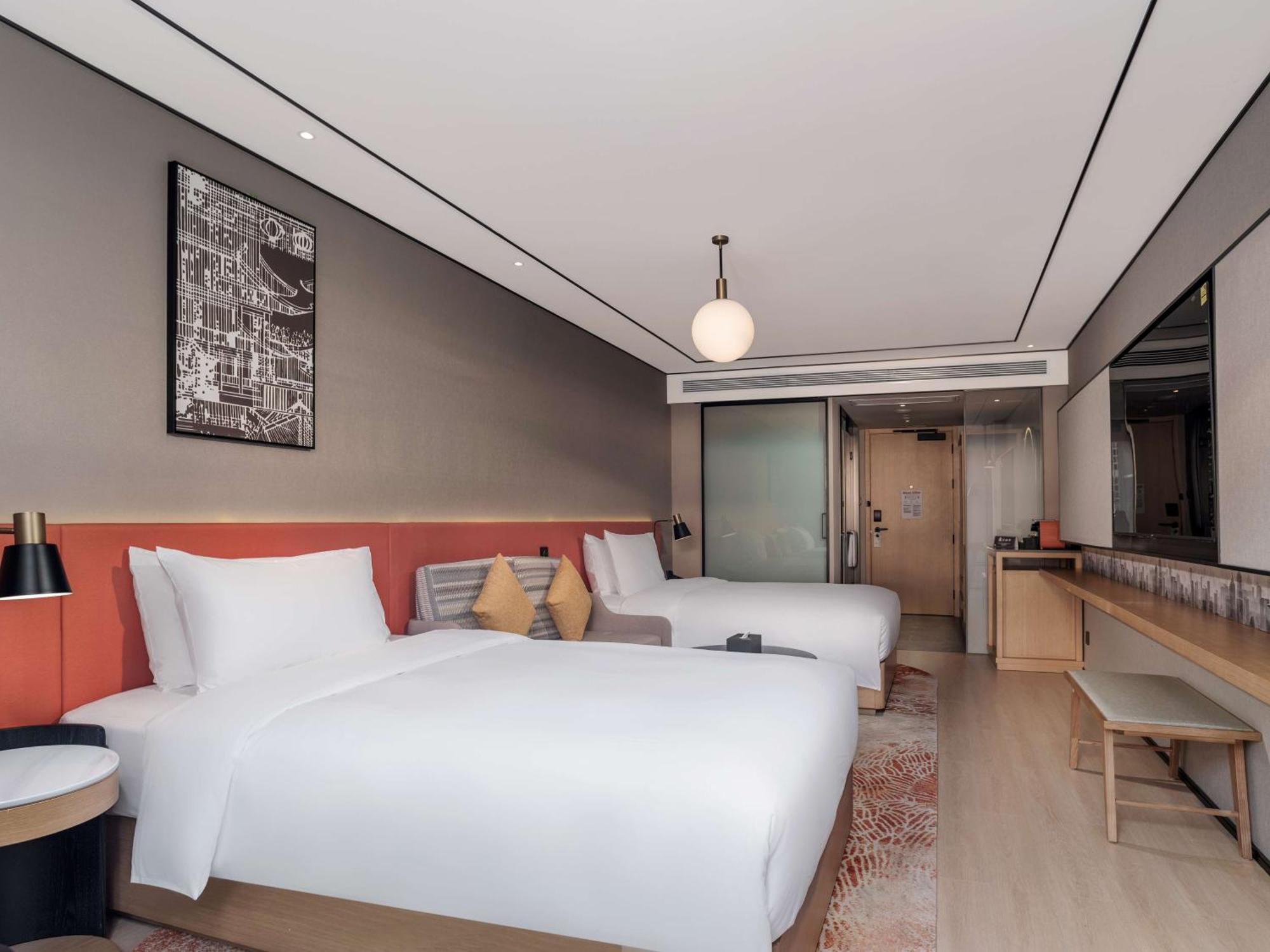 Hilton Garden Inn Chengdu Kuanzhai Alley Екстериор снимка