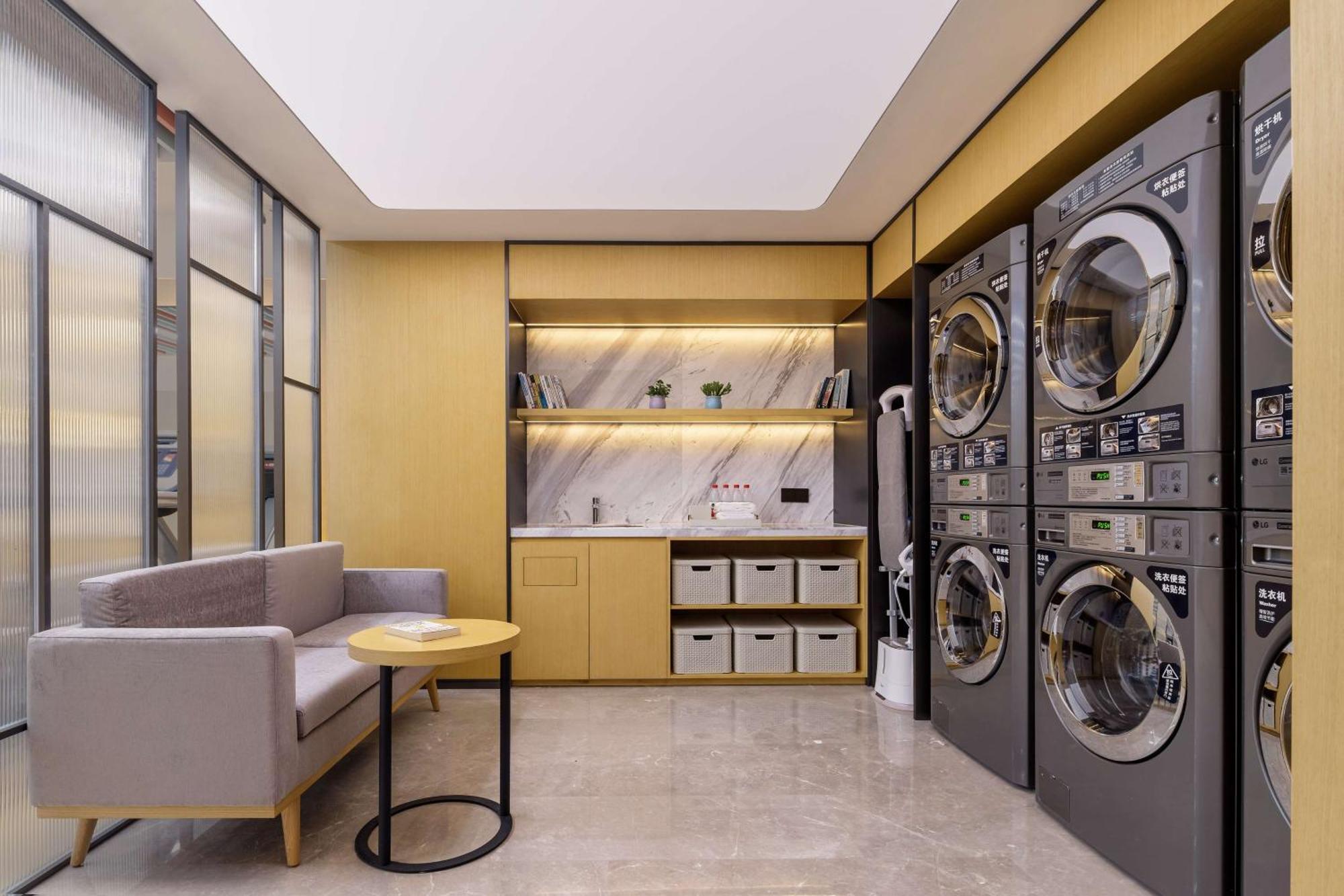Hilton Garden Inn Chengdu Kuanzhai Alley Екстериор снимка