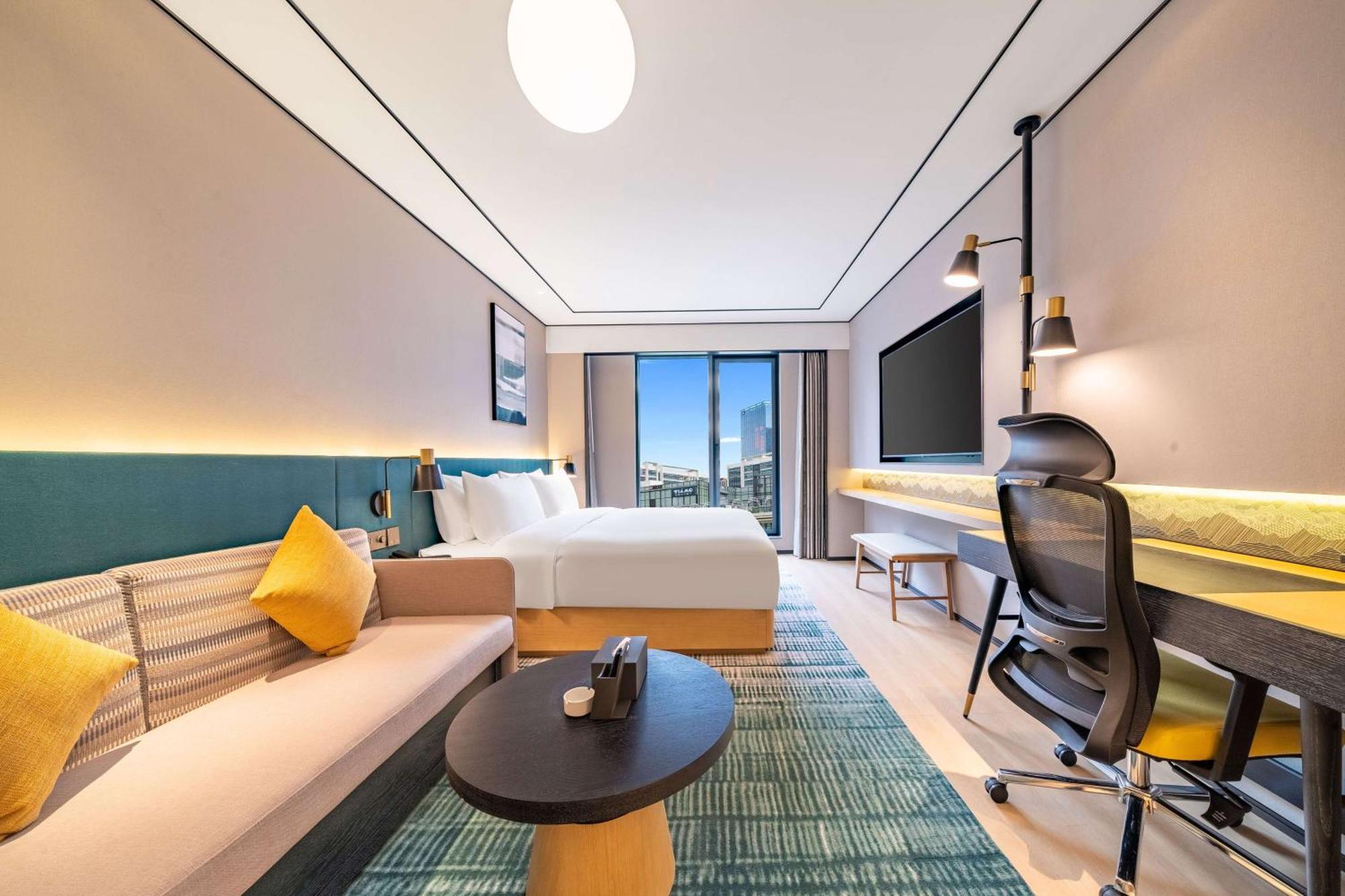 Hilton Garden Inn Chengdu Kuanzhai Alley Екстериор снимка
