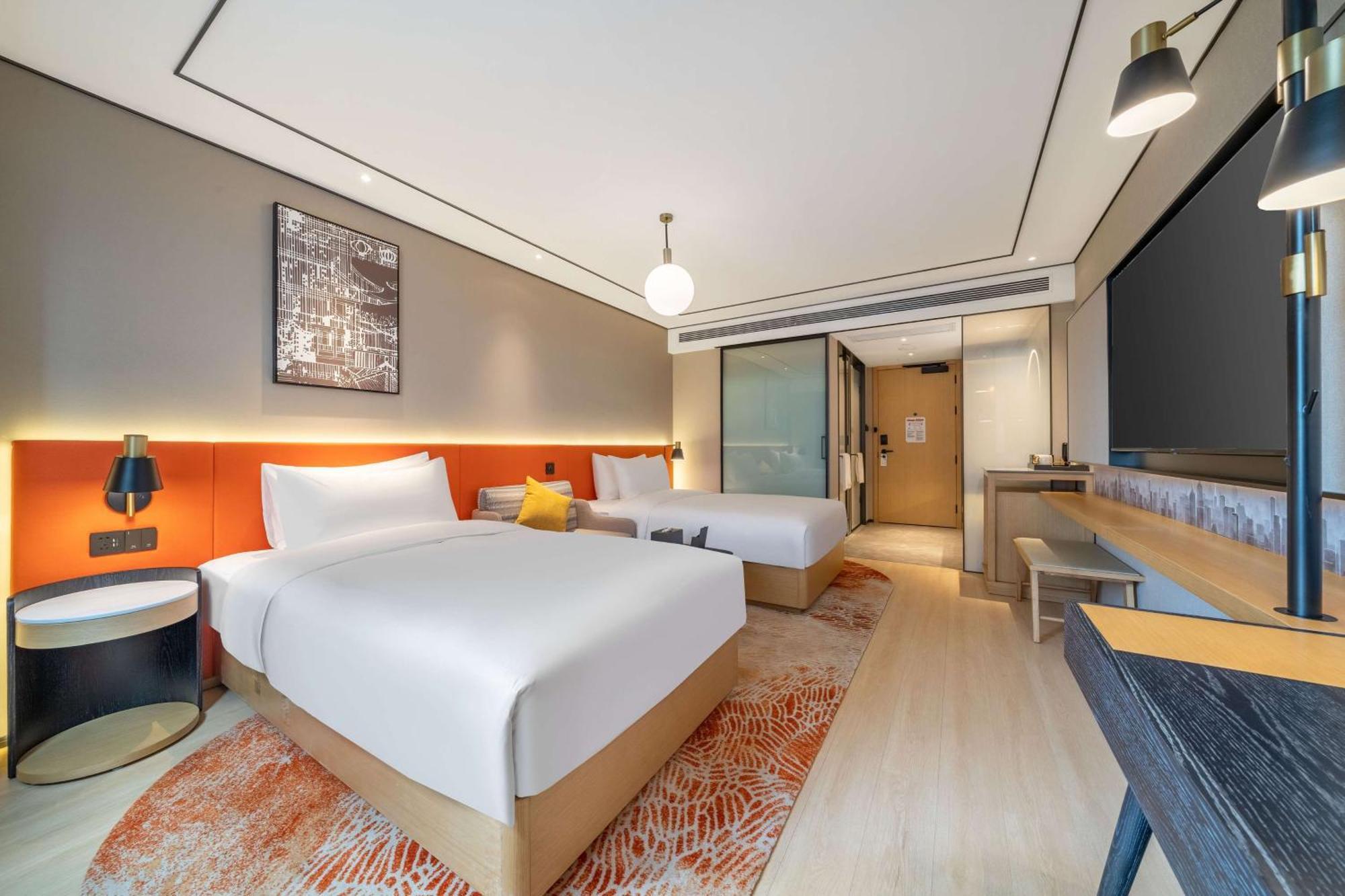 Hilton Garden Inn Chengdu Kuanzhai Alley Екстериор снимка