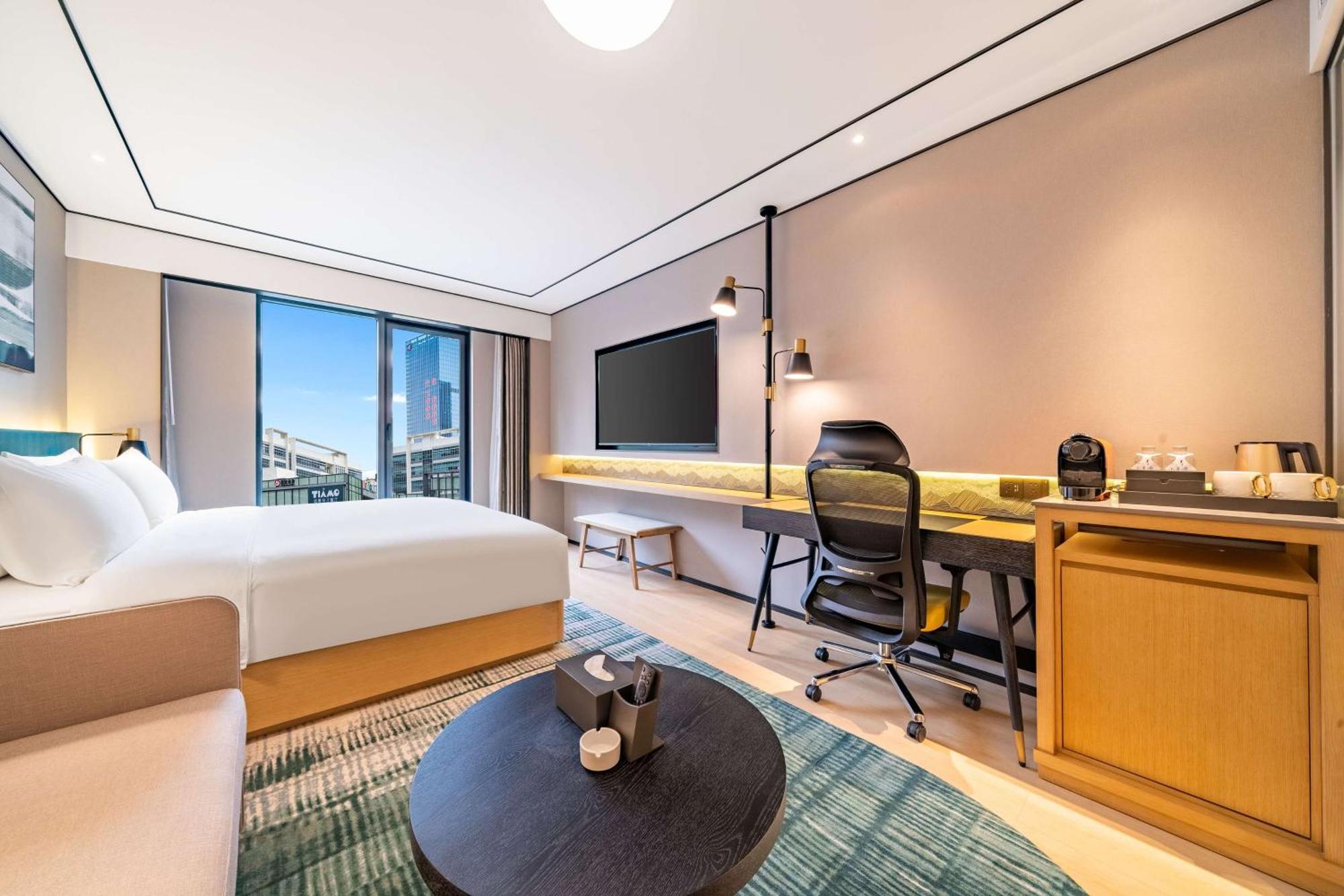 Hilton Garden Inn Chengdu Kuanzhai Alley Екстериор снимка