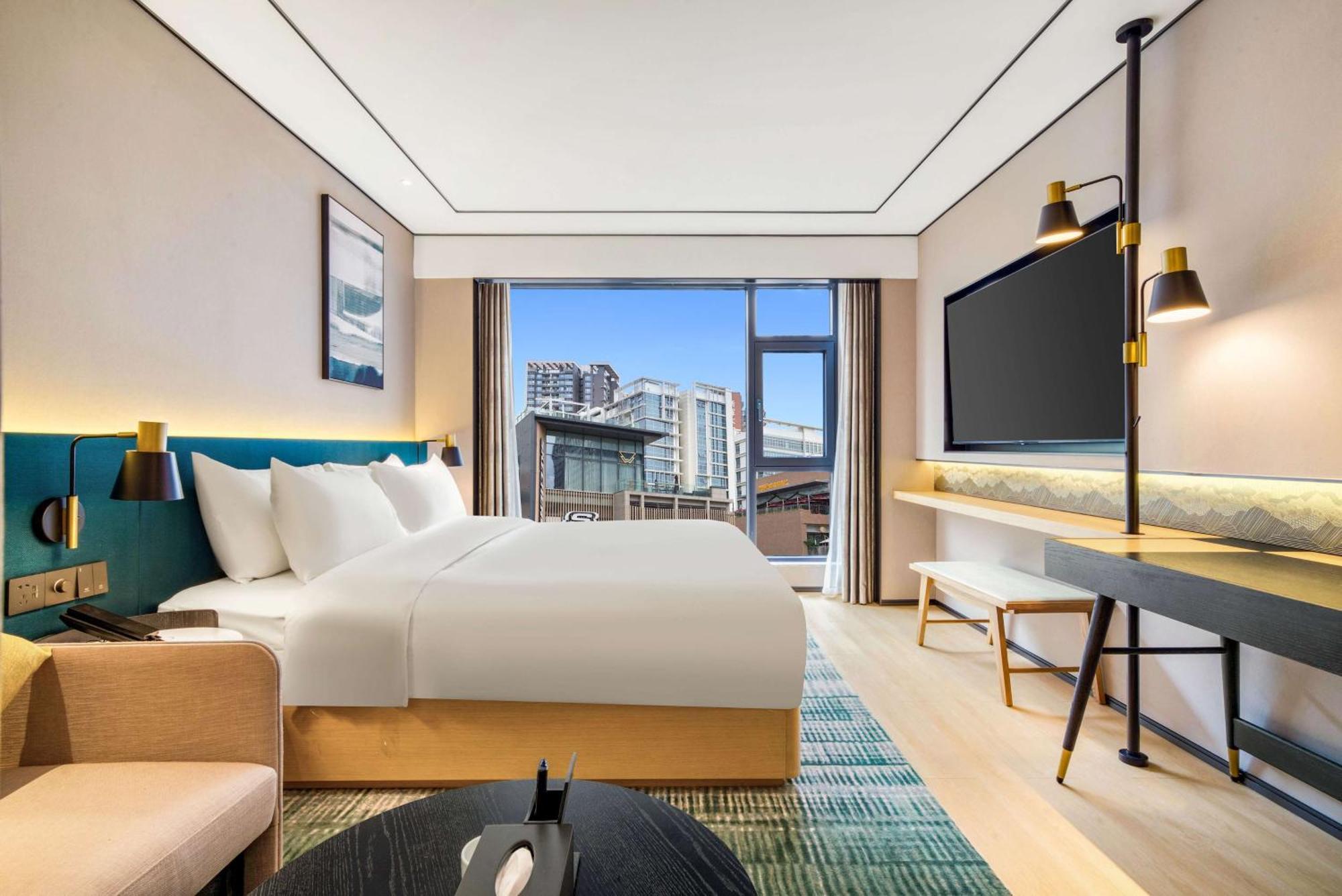 Hilton Garden Inn Chengdu Kuanzhai Alley Екстериор снимка