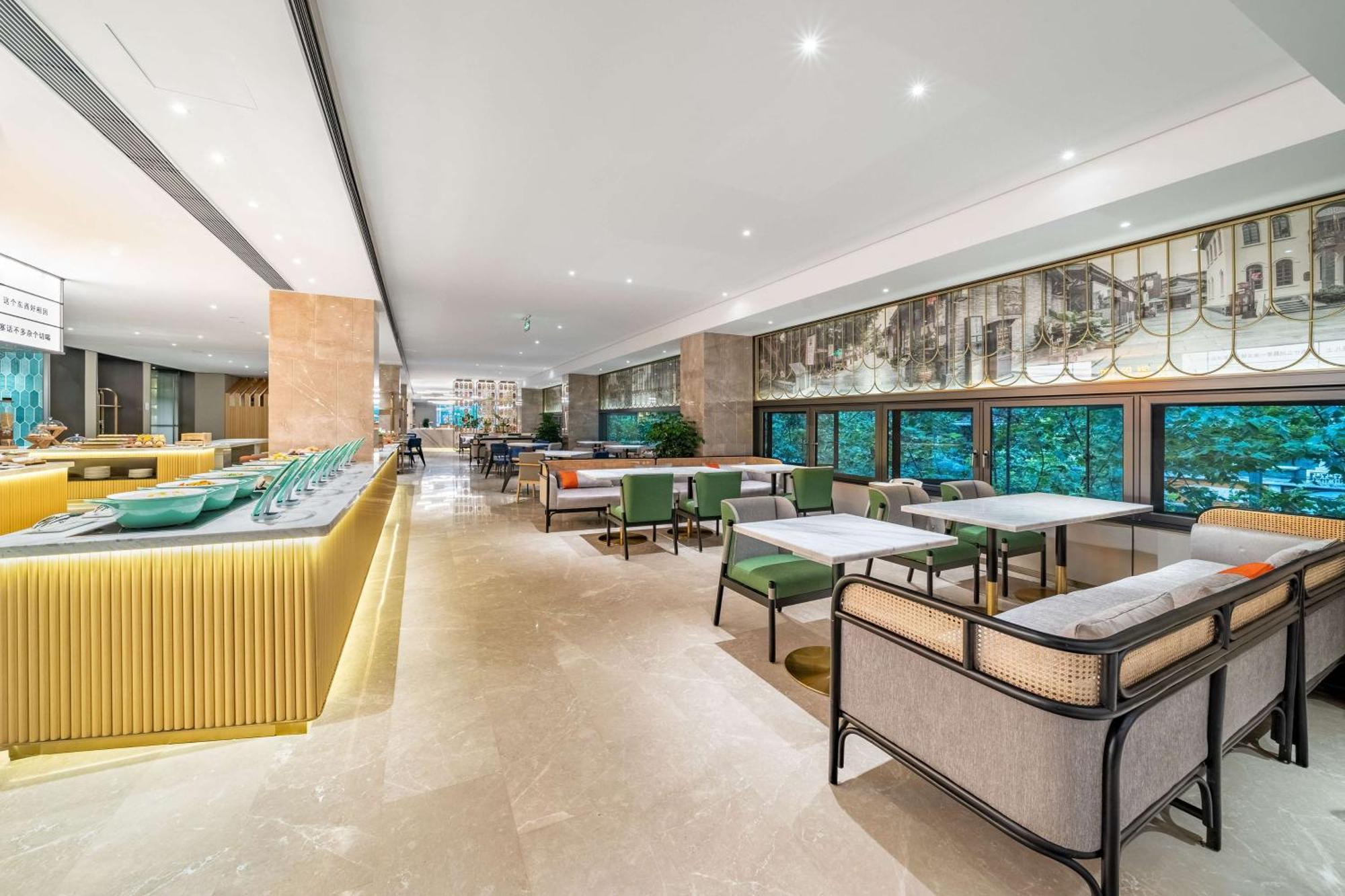 Hilton Garden Inn Chengdu Kuanzhai Alley Екстериор снимка