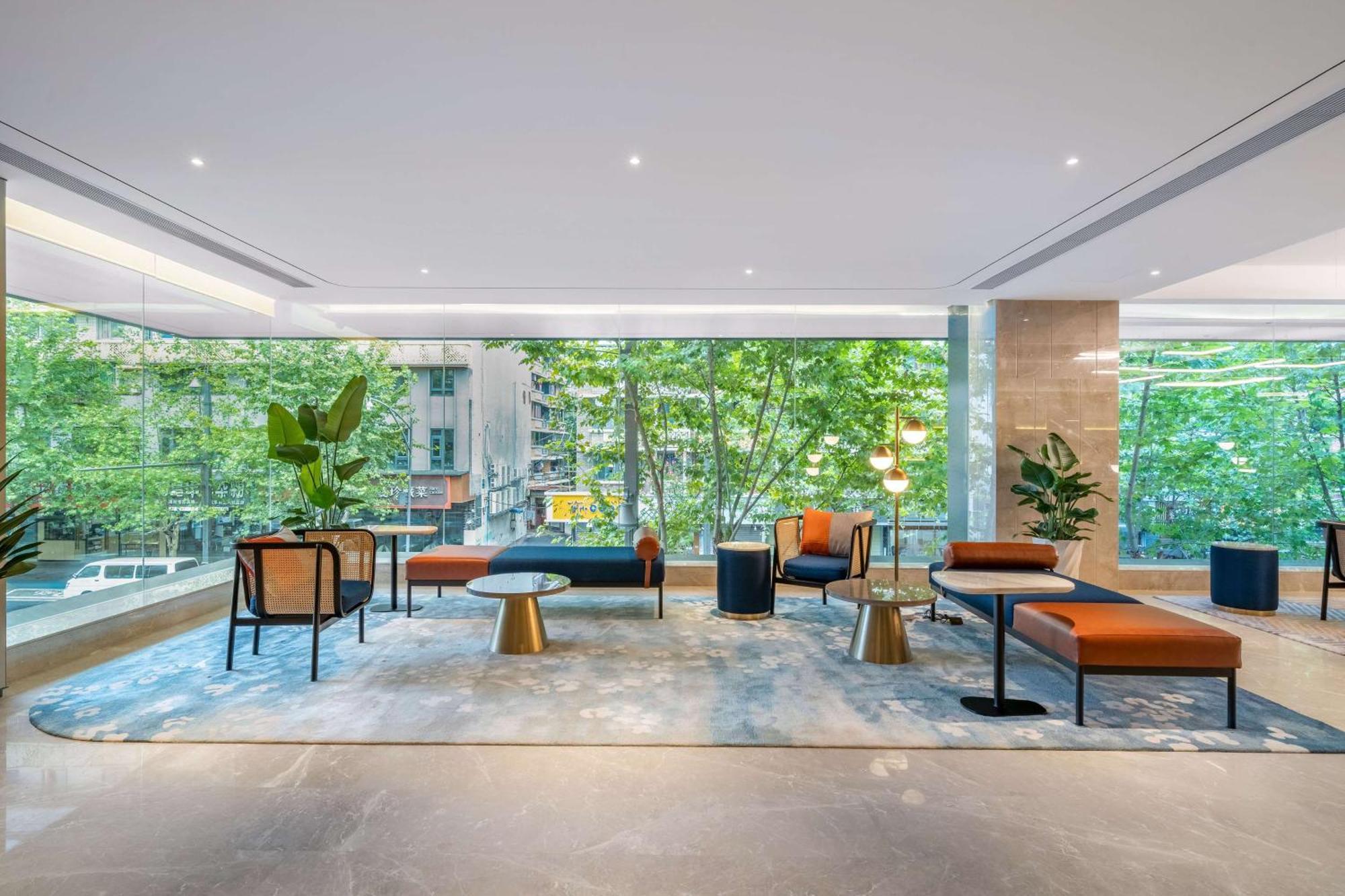 Hilton Garden Inn Chengdu Kuanzhai Alley Екстериор снимка