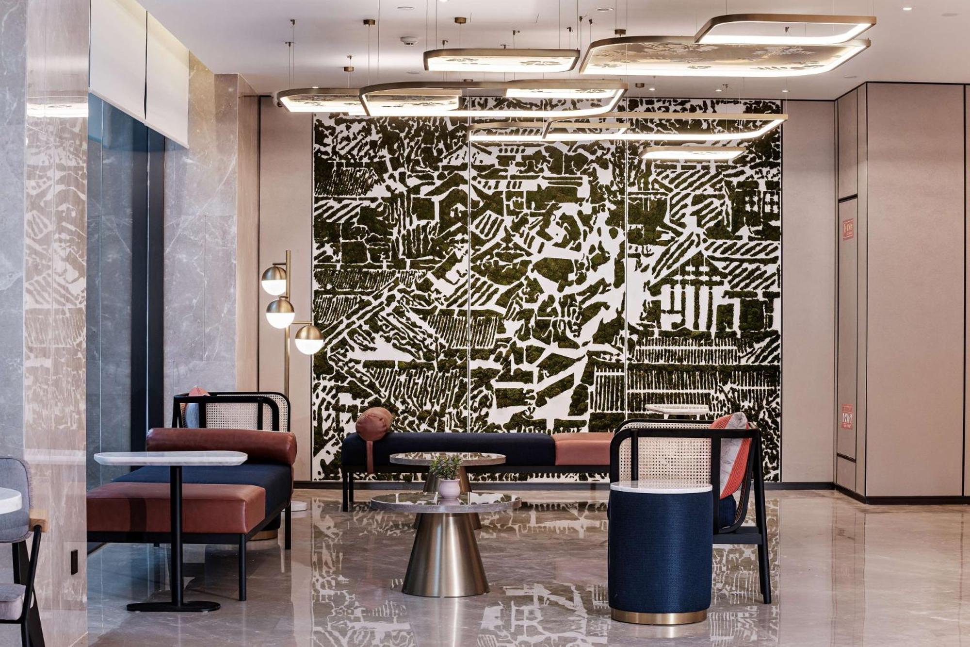 Hilton Garden Inn Chengdu Kuanzhai Alley Екстериор снимка